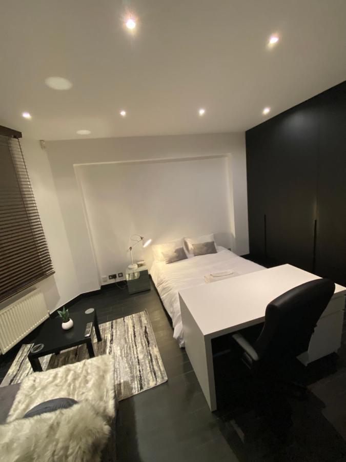 Beautiful Modern Studio In High Street Kensington Apartment London Bagian luar foto
